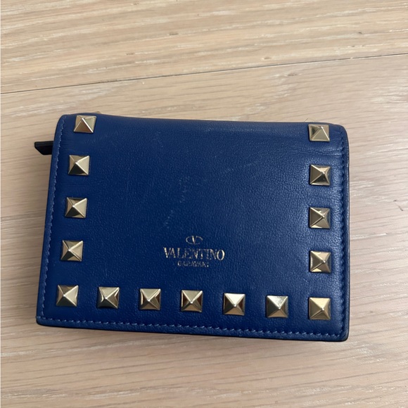 AUTHENTIC VALENTINO SMALL ROCKSTUD WALLET BLUE - Picture 2 of 6